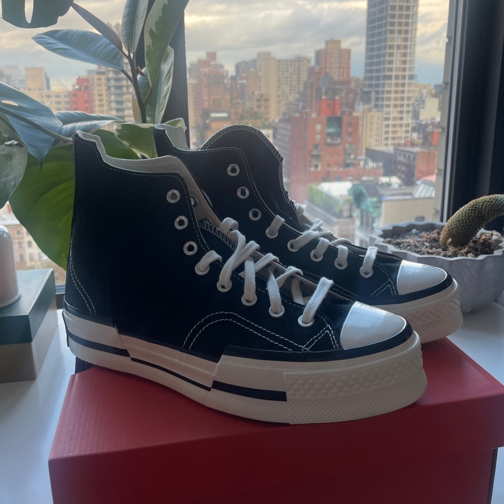 Converse Mens Chuck 70 Hi Plus Shoes